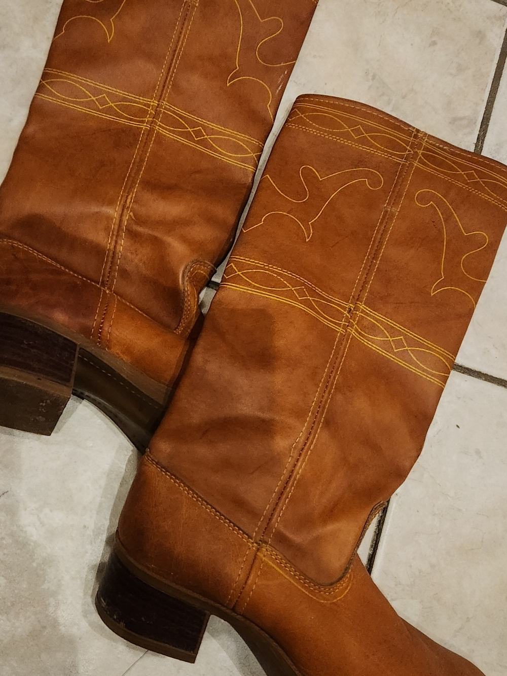 Classic ACME Tan Western Leather Cowboy Boots